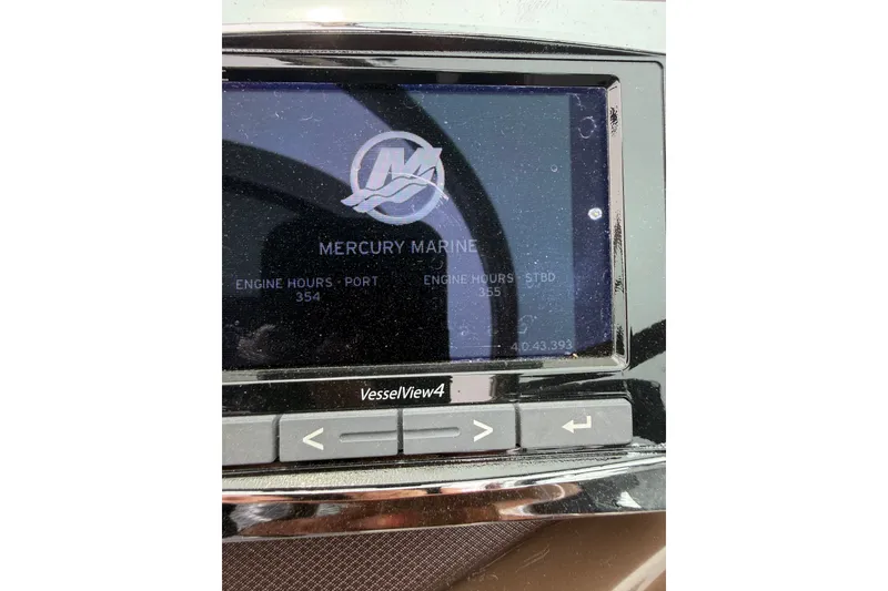 Slide: The Image of Mercury Marine VesselView4 display on 2016 Monterey 328SS Super Sport showing engine hours. - 29