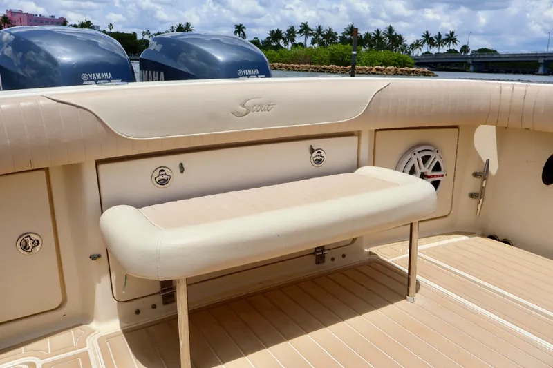 Slide: The Image of 2003 Scout 280 Abaco boat interior with Yamaha engines and seating. - 5