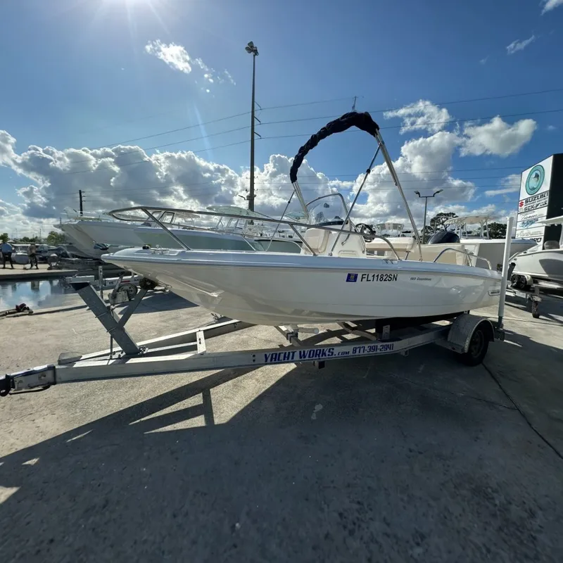 The Image of Boston Whaler 180 Dauntless 2019 - 0