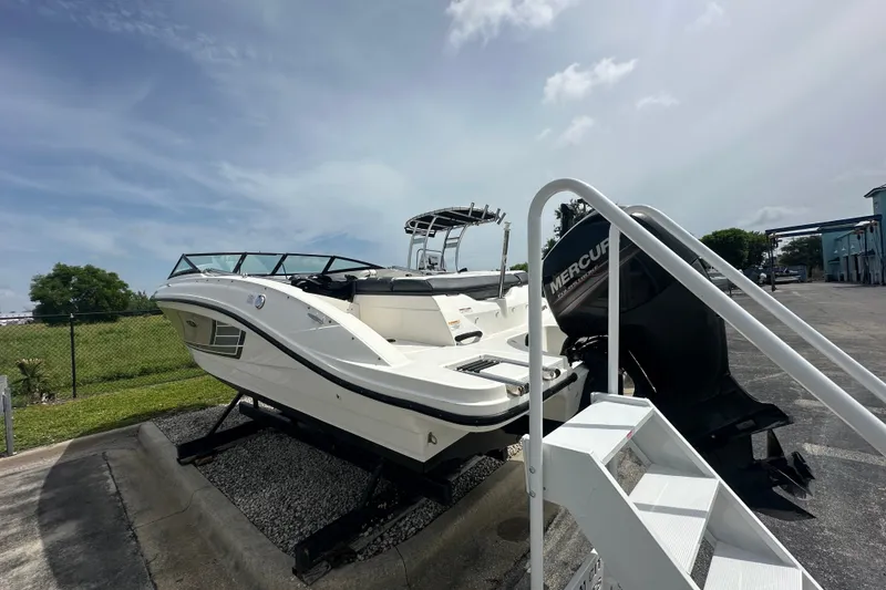 Slide: The Image of 2015 Sea Ray 21 SPX OB boat with Mercury outboard engine on display. - 5