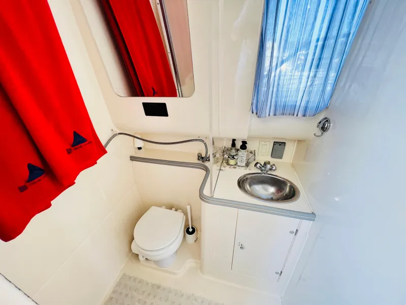 Slide: The Image of Carver Yachts 320 Voyager 1997 - 43
