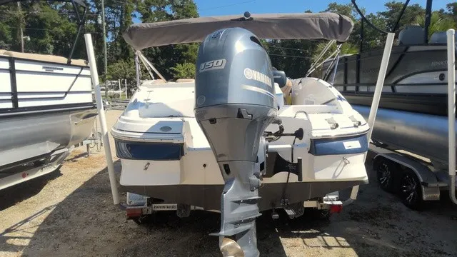 Slide: The Image of Hurricane SunDeck Sport 203 OB 2016 - 3