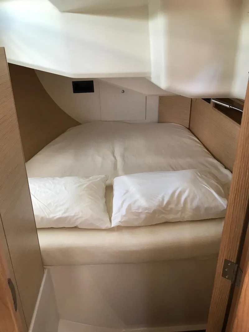 Slide: The Image of Starboard side aft cabin - 68