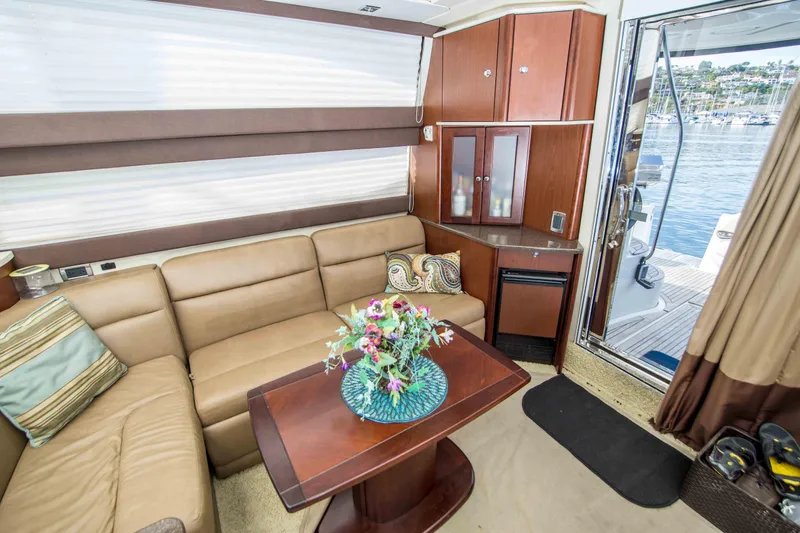 Slide: The Image of Meridian 441 Sedan 2013 - 56
