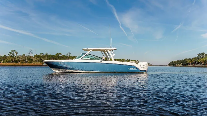 The Image of Boston Whaler 320 Vantage 2018 - 0