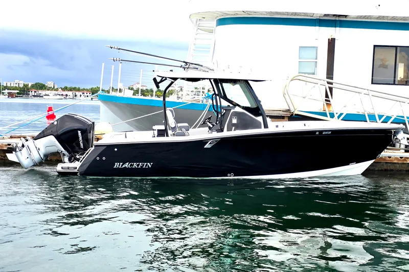 Slide: The Image of Blackfin 272 CC 2021 - 0