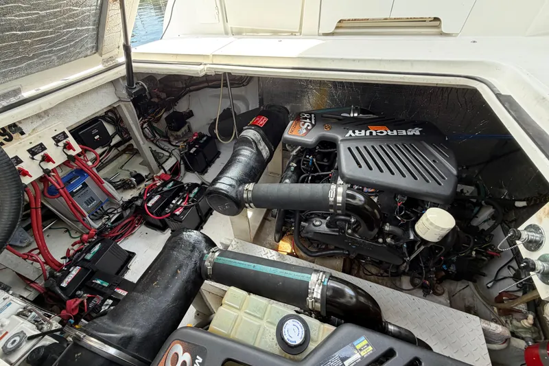 Slide: The Image of Engine compartment of a 2001 Cruisers Yachts 3672 Express with Mercury engine. - 42