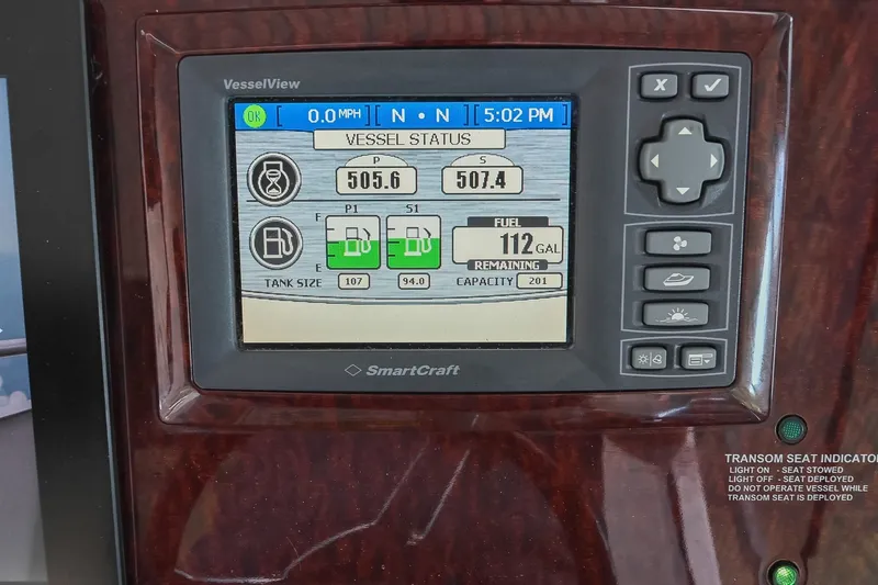 Slide: The Image of SmartCraft VesselView display on 2011 Sea Ray Sundancer 330, showing vessel status and fuel levels. - 21