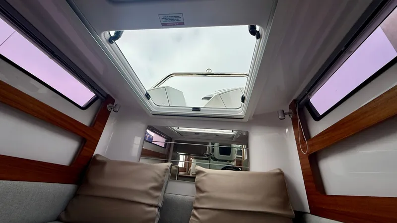 Slide: The Image of Axopar 28 Cabin 2023 - 42