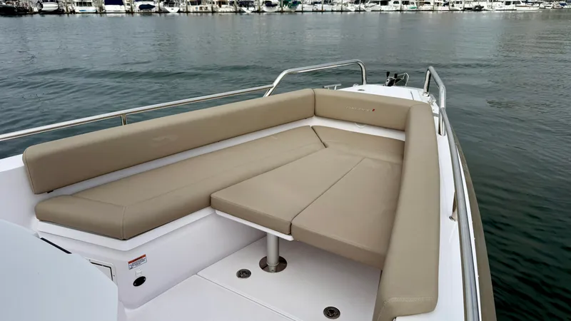 Slide: The Image of Axopar 28 Cabin 2023 - 30