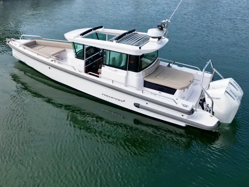 The Image of Axopar 28 Cabin 2023 - 0