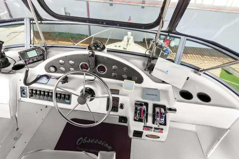 Slide: The Image of Cockpit of 2000 Bayliner 4087 Aft Cabin Motoryacht with Garmin navigation system. - 40