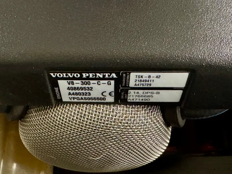 Slide: The Image of Volvo Penta V8-300-C-G engine in a 2016 Chris-Craft Carina 21 boat. - 35
