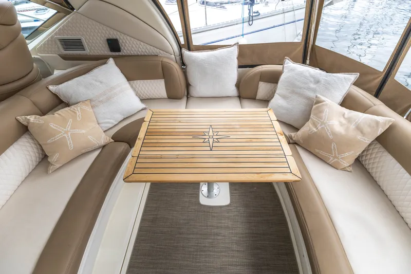 Slide: The Image of Sea Ray 420 Sundancer 2005 - 38