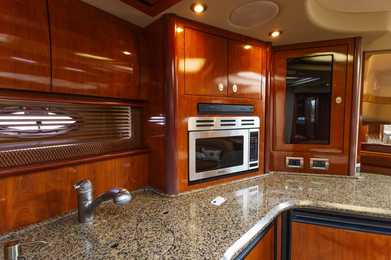 Slide: The Image of Sea Ray 420 Sundancer 2005 - 29