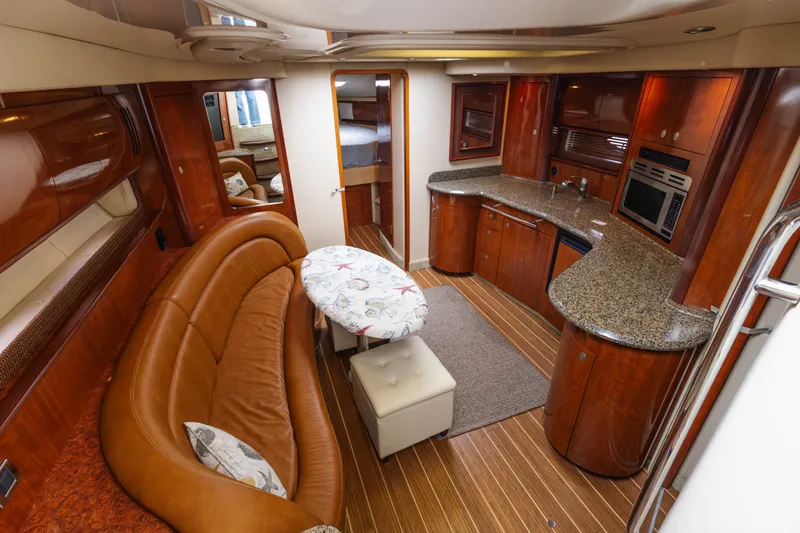 Slide: The Image of Sea Ray 420 Sundancer 2005 - 22