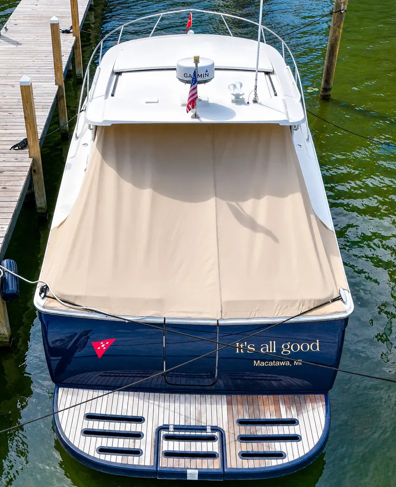 Slide: The Image of Slant Back Transom Cover - 62