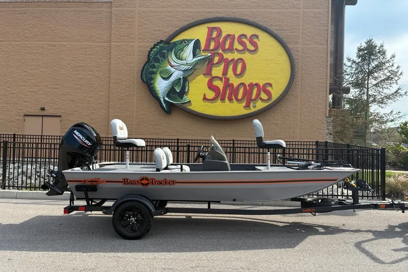 The Image of 2027 Tracker Bass Tracker Classic Limited boat outside Bass Pro Shops. - 0
