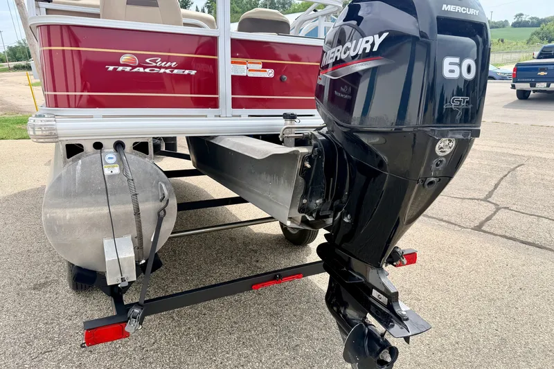 Slide: The Image of 2022 Sun Tracker Bass Buggy 18 DLX with Mercury 60 outboard motor. - 17