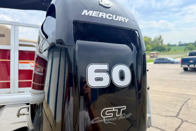 Slide: The Image of Mercury 60 horsepower engine on 2022 Sun Tracker Bass Buggy 18 DLX boat. - 15