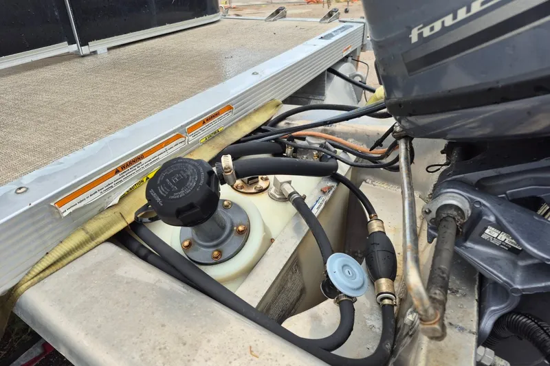 Slide: The Image of Fuel system and engine components of 2021 Avalon VLS 2080 QL boat. - 5