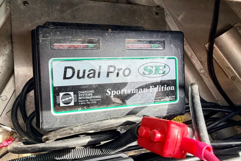Slide: The Image of Dual Pro SE Sportsman Edition battery charger in a 2008 G3 Angler V185 FS boat. - 61