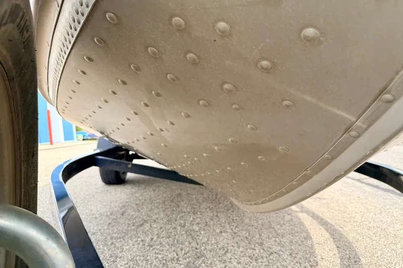 Slide: The Image of Close-up of 2008 G3 Angler V185 FS boat hull on trailer. - 86