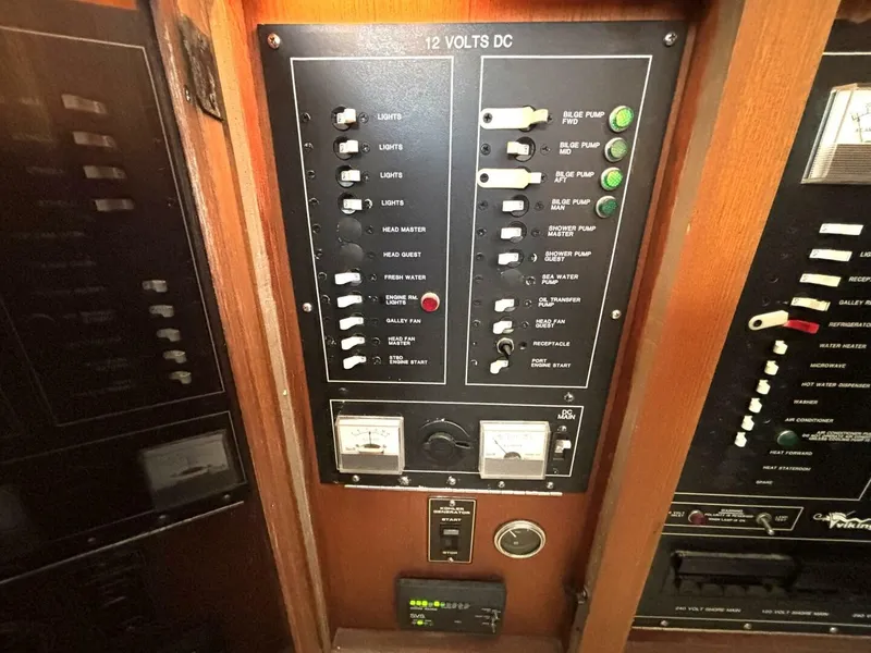 Slide: The Image of Viking Motor Yacht 1987 - 68