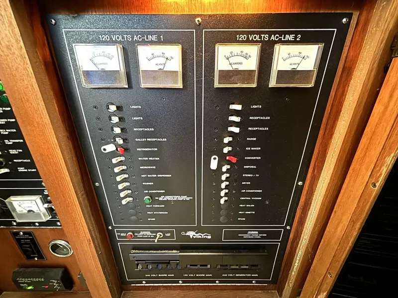 Slide: The Image of Viking Motor Yacht 1987 - 69