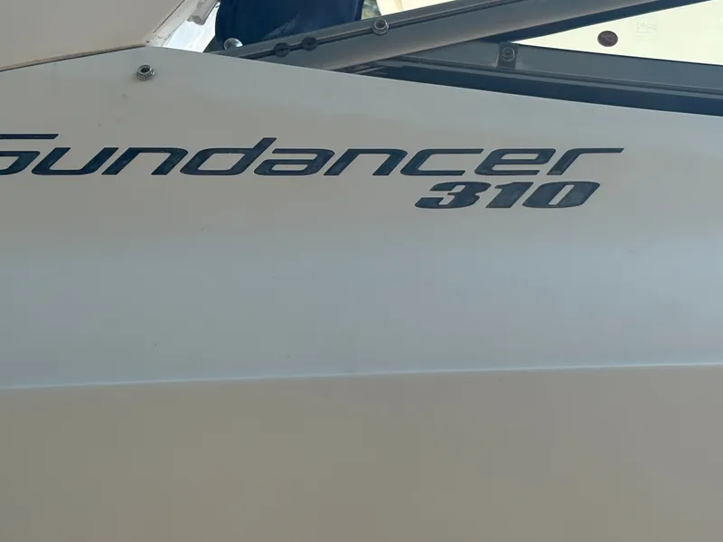 Slide: The Image of Sea Ray Sundancer 310 2010 - 57
