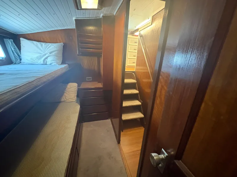 Slide: The Image of Hatteras 53 Convertible 1973 - 66
