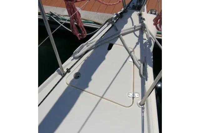 Slide: The Image of Deck view of 2004 J Boats J/109 sailboat with rigging and hatch. - 56