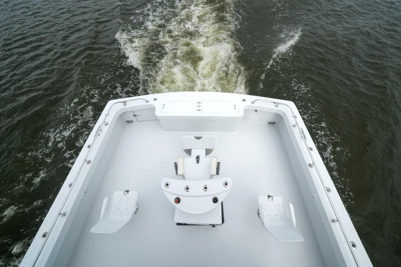 Slide: The Image of Vue aérienne du bateau Custom Carolina 57 Buddy Cannady sur l'eau. - 33