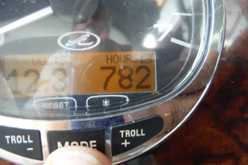 Slide: The Image of Close-up of 2007 Sea Ray 290 SLX dashboard showing 782 engine hours. - 28