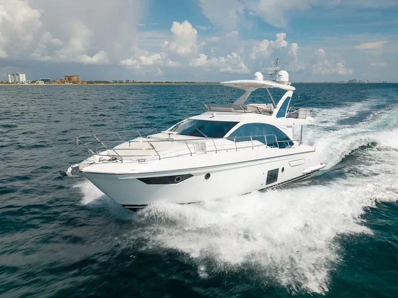 Slide: The Image of Azimut Fly 50 2025 - 4