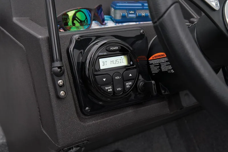 Slide: The Image of Tracker Targa V-18 WT 2025 - 30