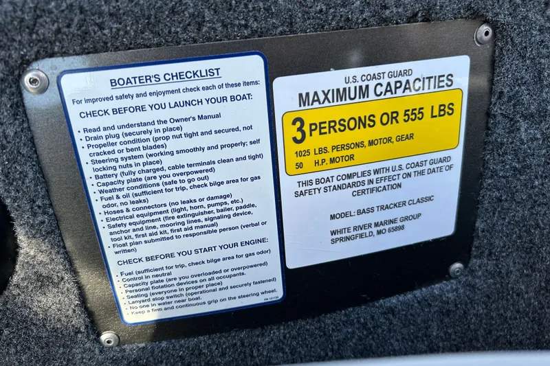 Slide: The Image of Boater's checklist and capacity label on 2027 Tracker Bass Tracker Classic XL boat. - 17