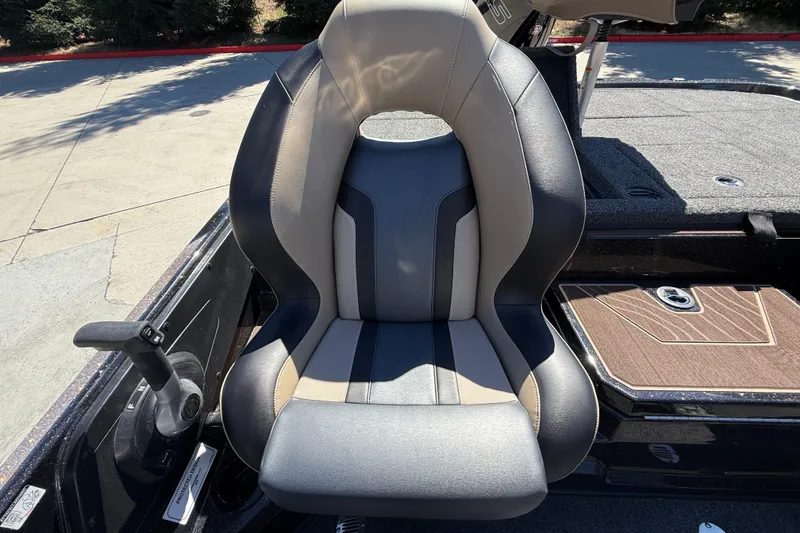 Slide: The Image of 2027 Nitro Z20 XL Pro boat seat, featuring sleek black and beige design. - 21