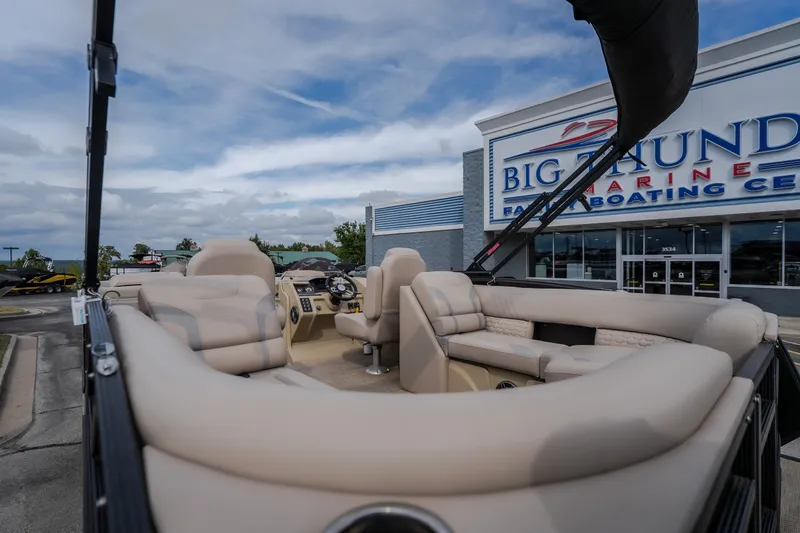 Slide: The Image of 2023 Crest Caribbean LX 250 pontoon boat at Big Thunder Marine dealership. - 30