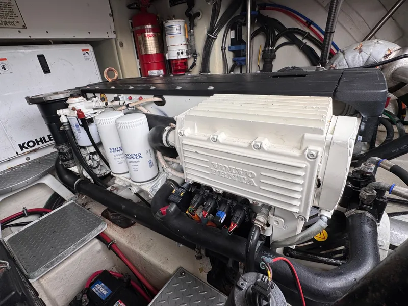 Slide: The Image of Engine room of a 2016 Formula 40 Performance Cruiser with a Volvo Penta engine. - 31