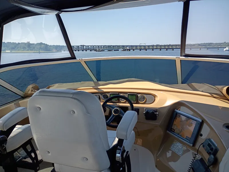 Slide: The Image of Carver Yachts 450 Voyager Pilothouse 2002 - 17