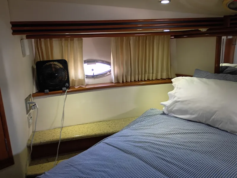 Slide: The Image of Carver Yachts 450 Voyager Pilothouse 2002 - 57
