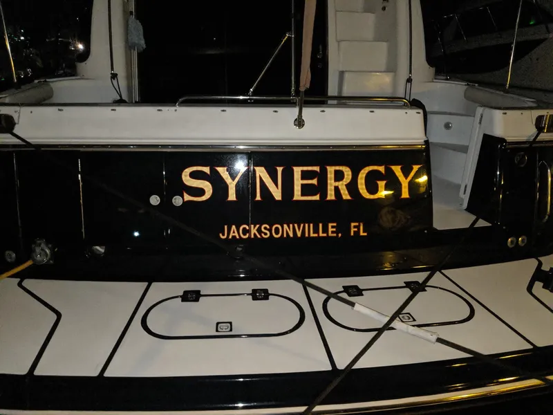 Slide: The Image of Carver Yachts 450 Voyager Pilothouse 2002 - 11