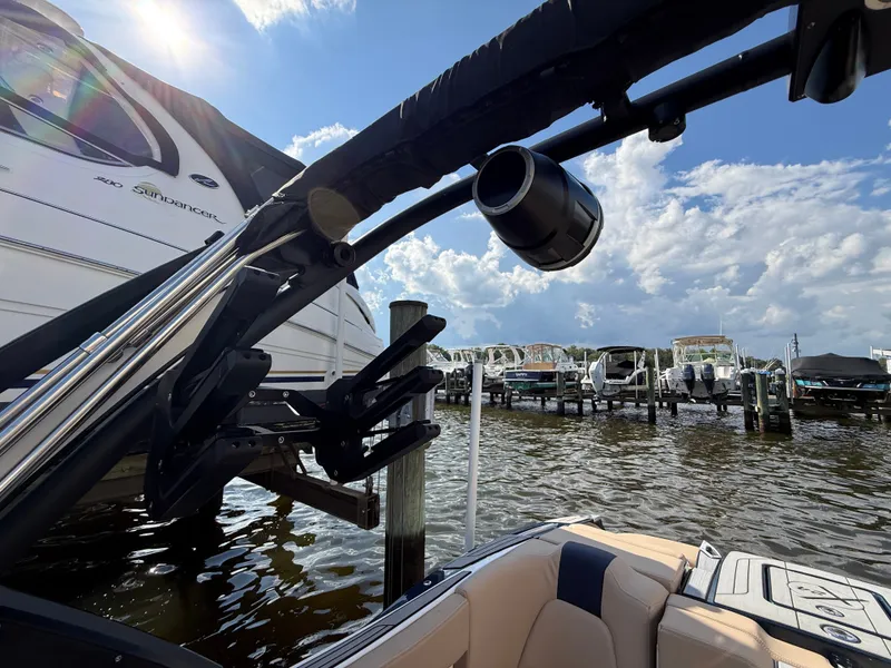 Slide: The Image of MasterCraft X24 2024 - 33