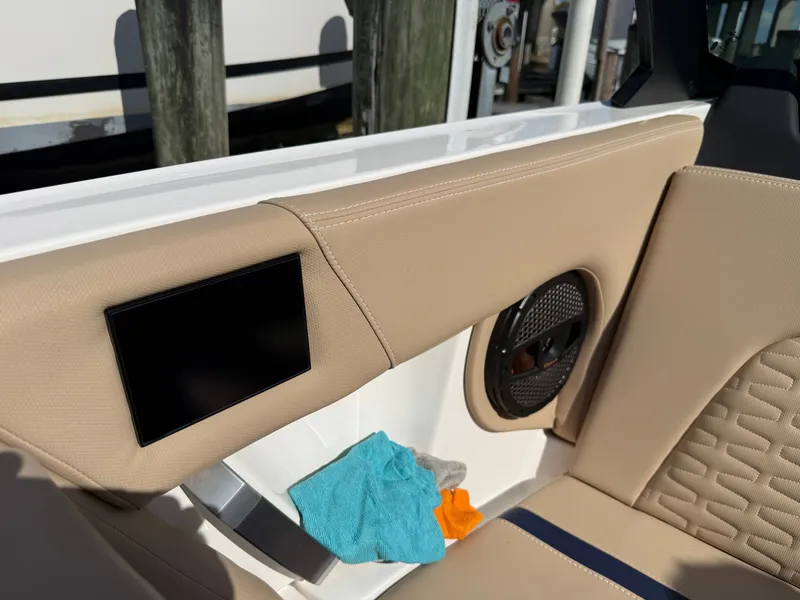 Slide: The Image of MasterCraft X24 2024 - 21