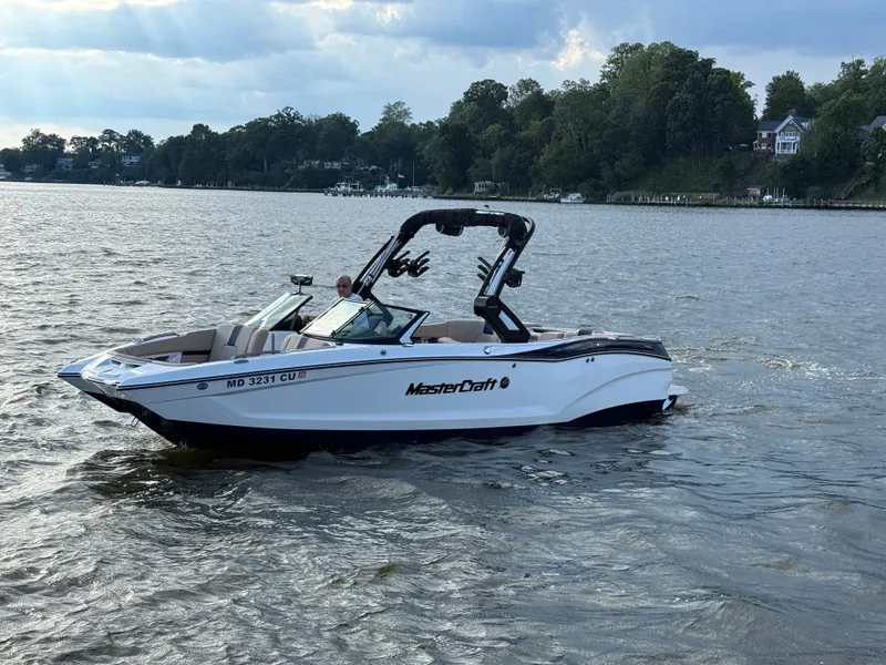The Image of MasterCraft X24 2024 - 0