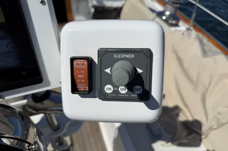Slide: The Image of Control panel on a 1984 Hinckley Sou'wester 42 sailboat with Sleipner thruster. - 27
