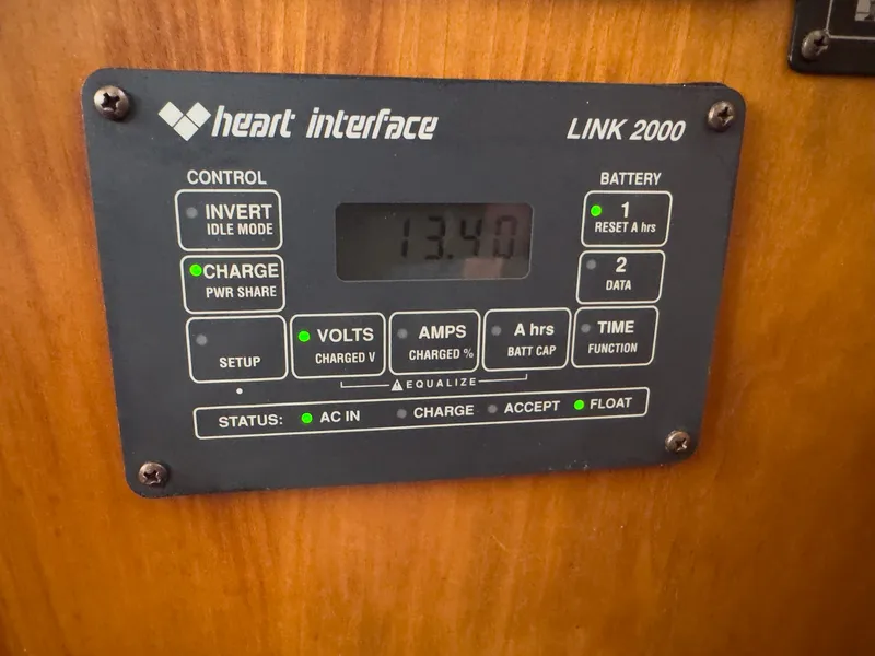 Slide: The Image of A Heart Interface Link 2000 battery monitor displays 13.4 volts. - 30