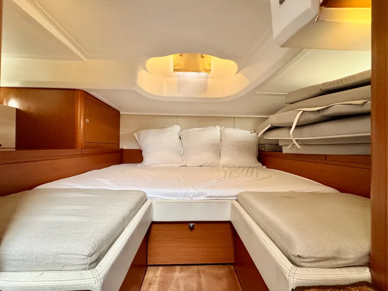 Slide: The Image of Beneteau Gran Turismo 38 2014 - 24