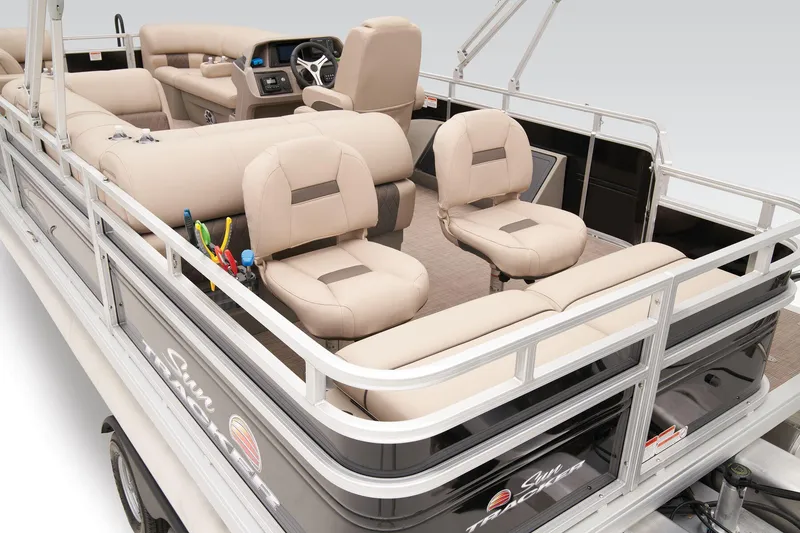 Slide: The Image of Sun Tracker SportFish 22 DLX 2025 - 58